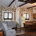 Aggelos Gardenhouse Of