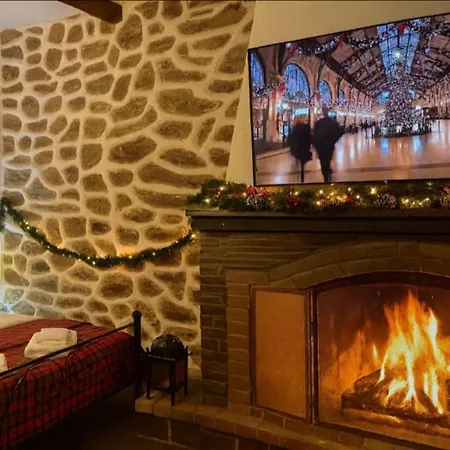 Aggelos Gardenhouse Of *