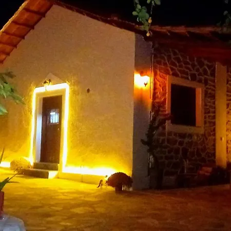 Aggelos Gardenhouse Of Volos