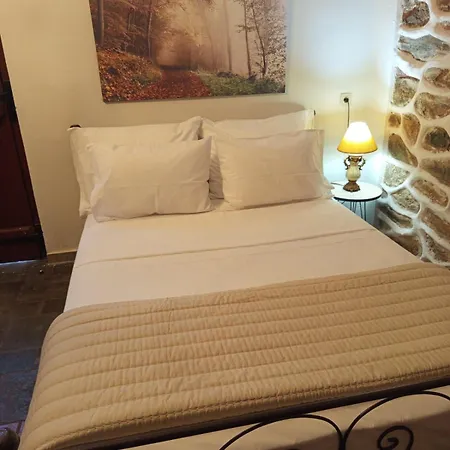 Aggelos Gardenhouse Of Volos