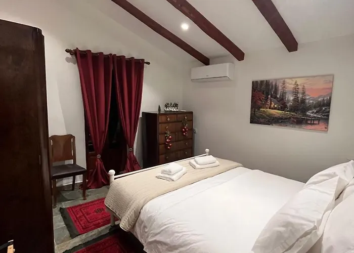 Aggelos Gardenhouse Of