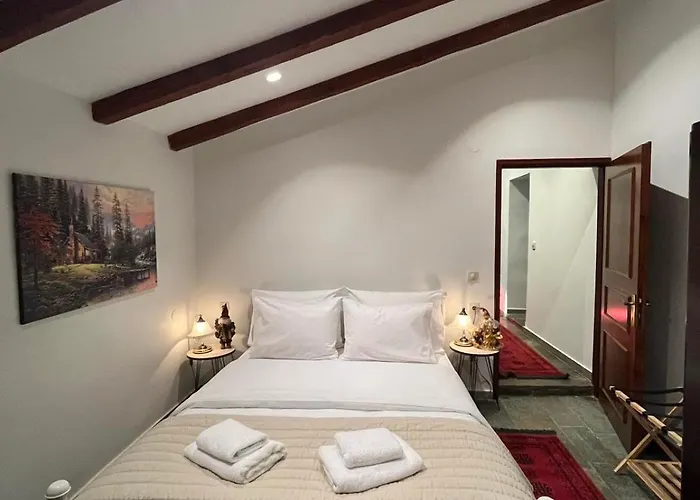 Aggelos Gardenhouse Of